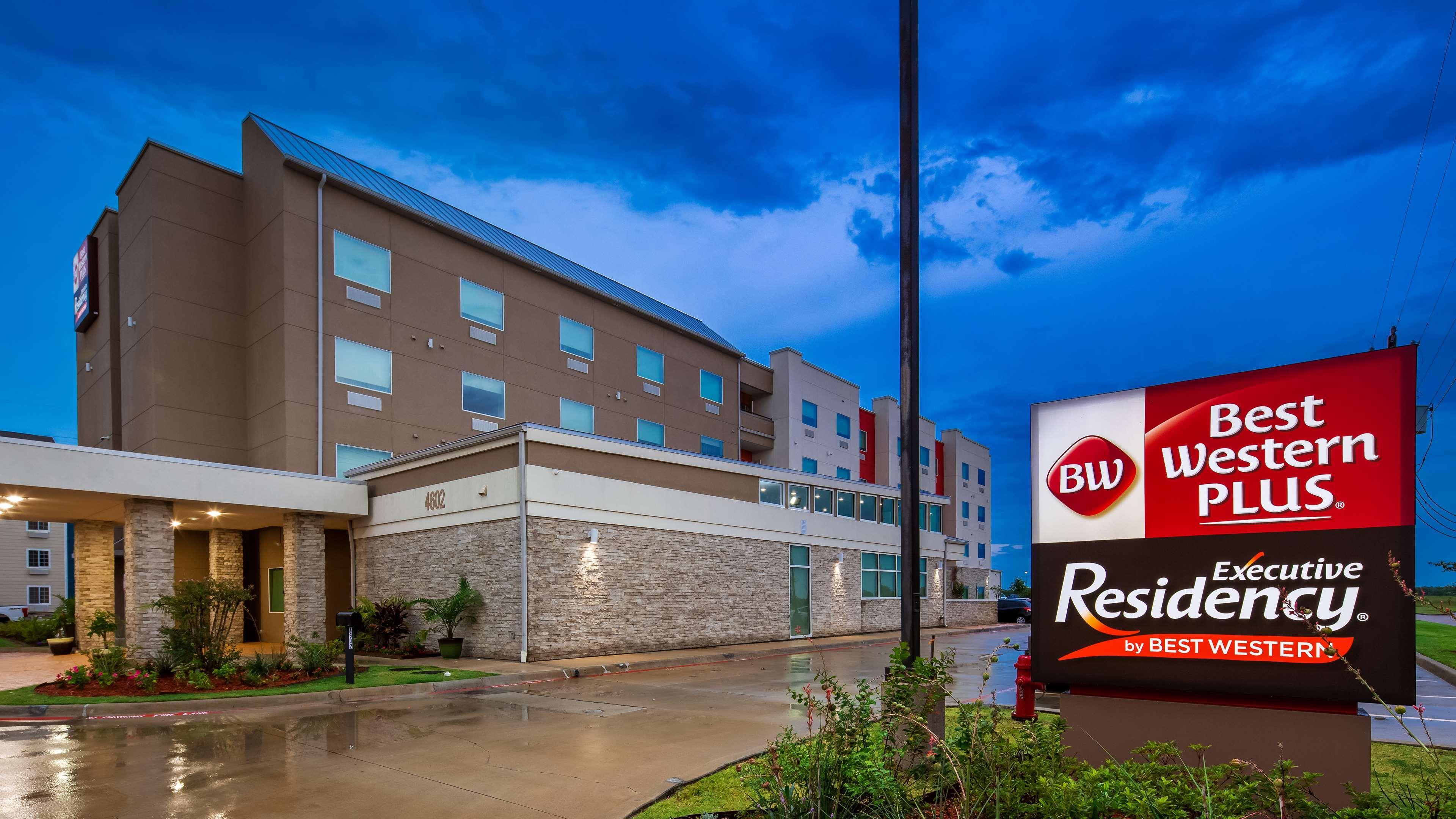 Best Western Plus Executive Residency Baytown Exterior foto